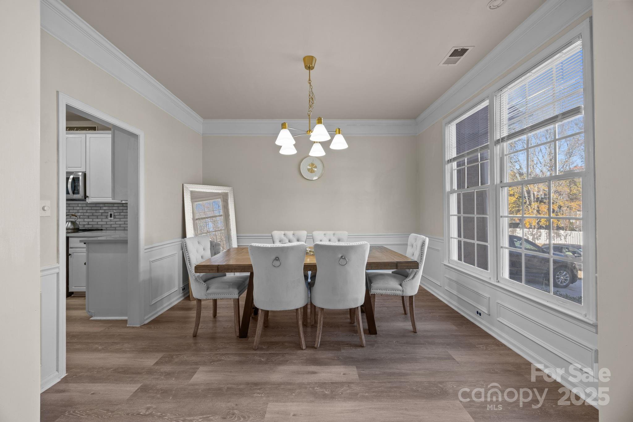 7708 Harrington Woods Road