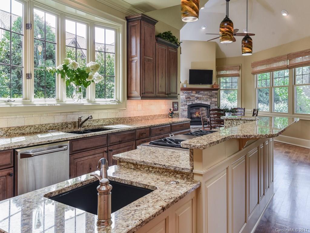 Grand Highlands Waterford Lake - Residential