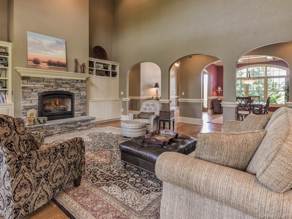 Grand Highlands Waterford Lake - Residential