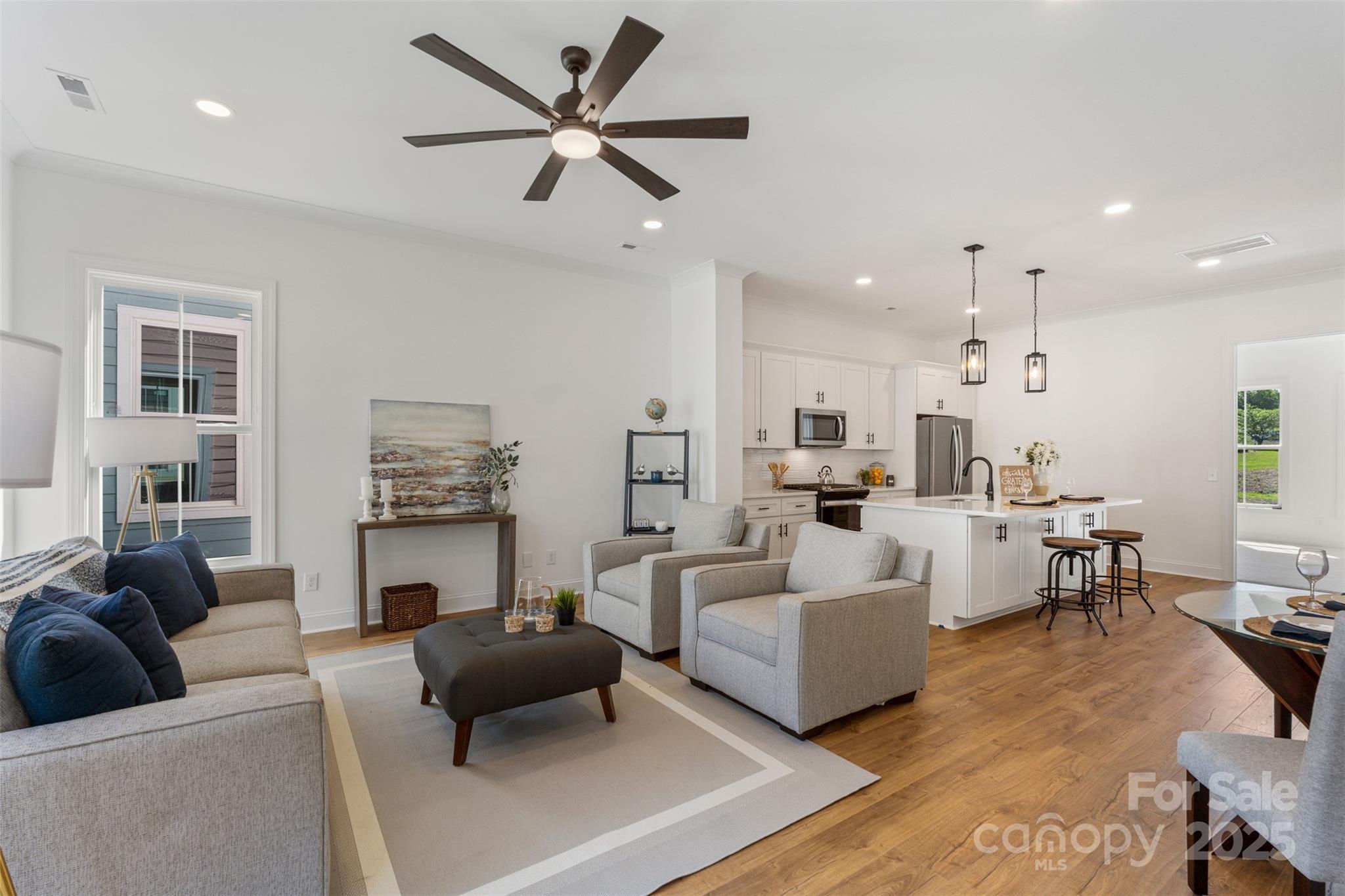 Magnolia - Residential