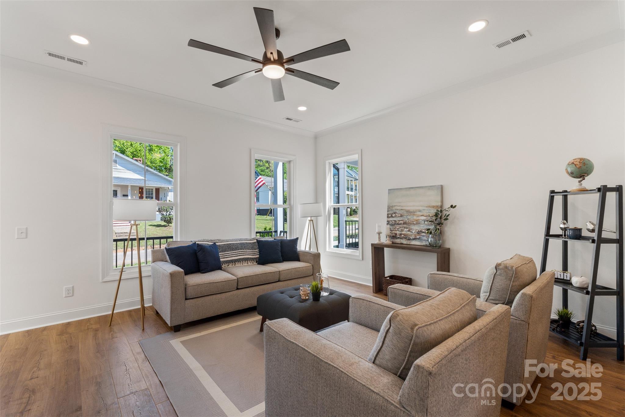 Magnolia - Residential