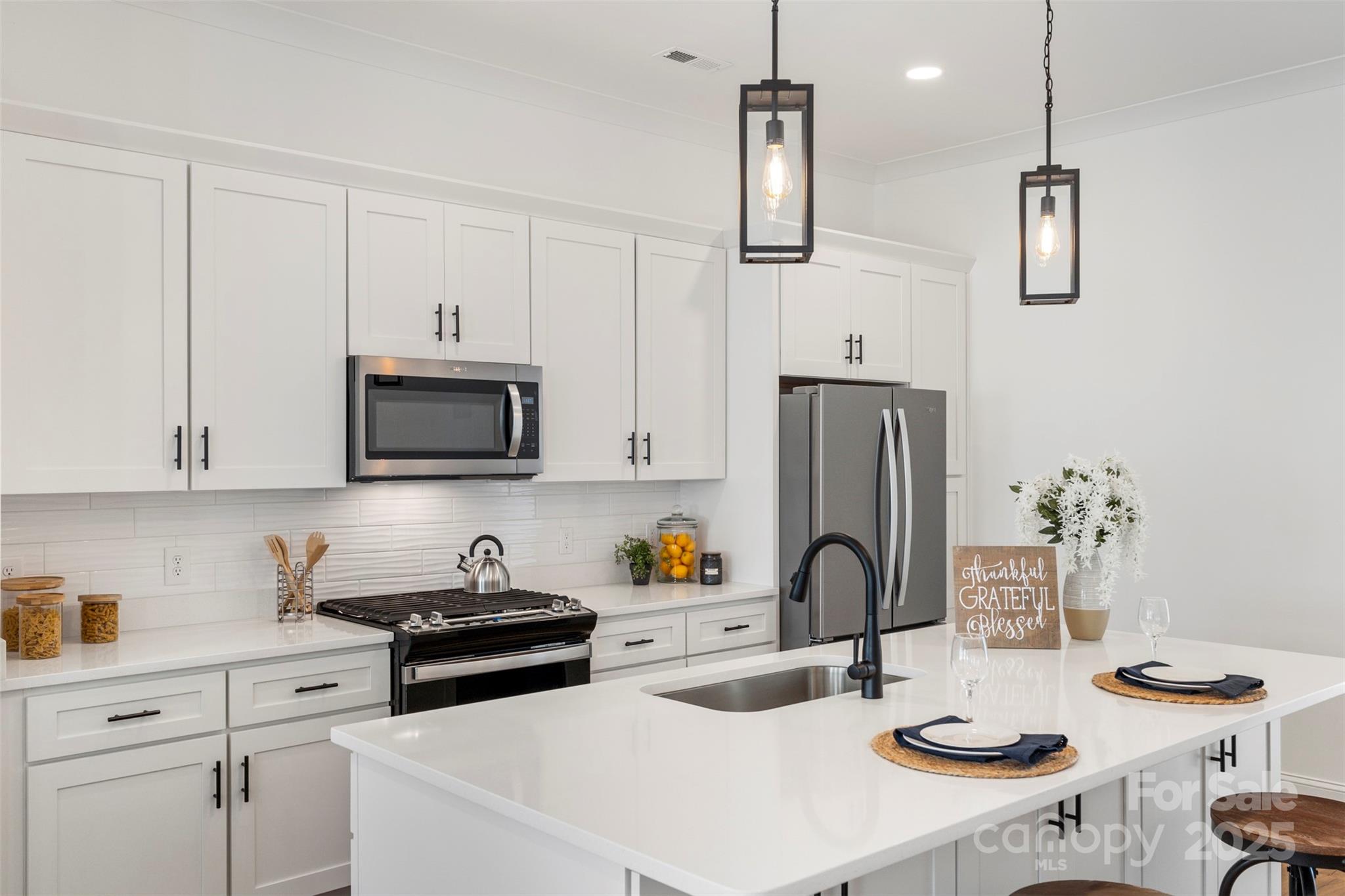 Magnolia - Residential