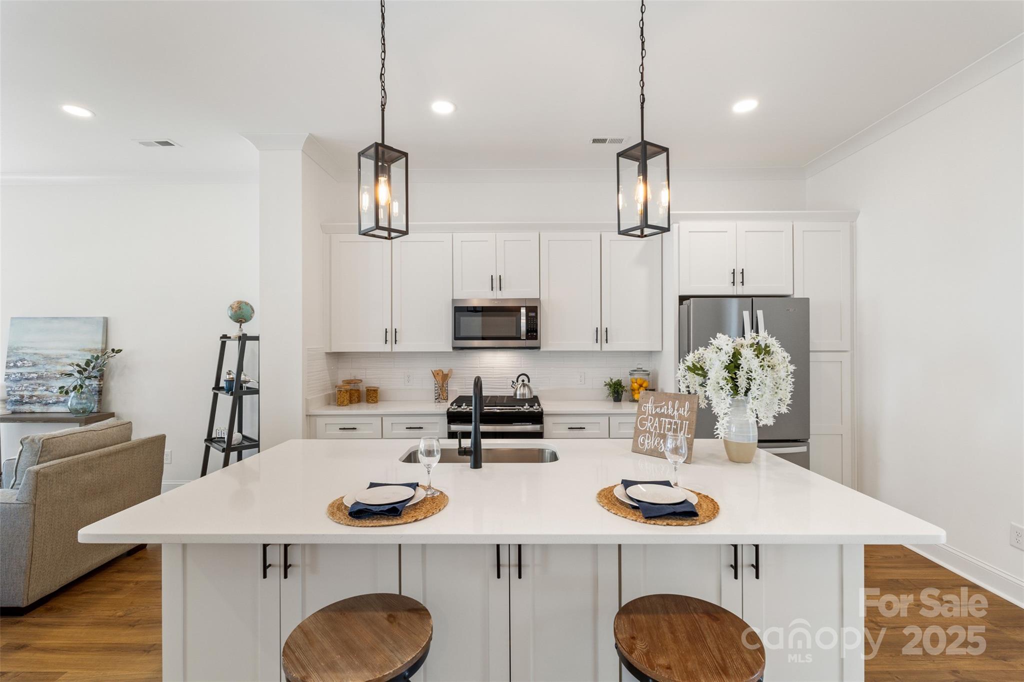 Magnolia - Residential