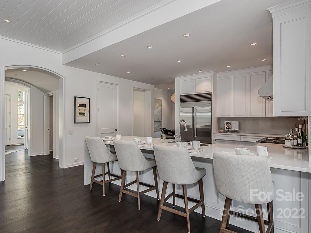 Kenwood Sharon Lane - Residential