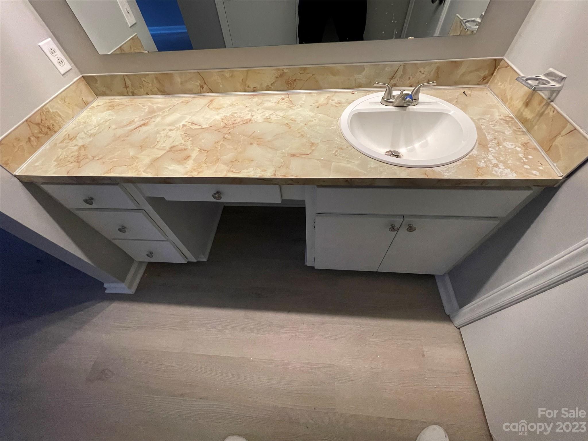 Alexander Place - Residential