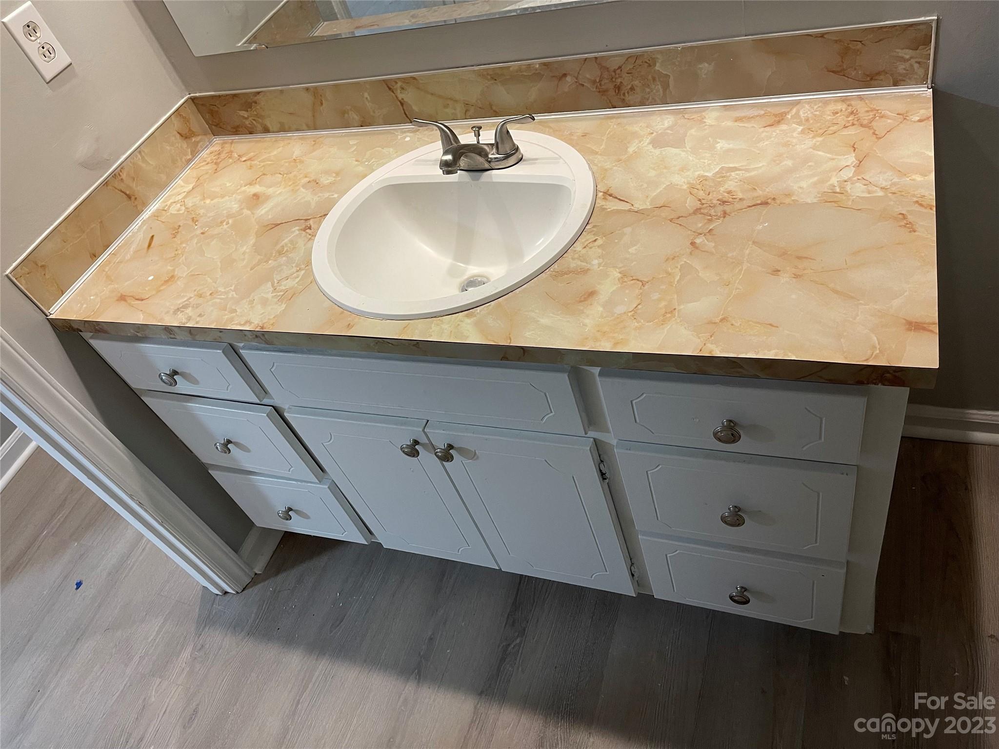 Alexander Place - Residential