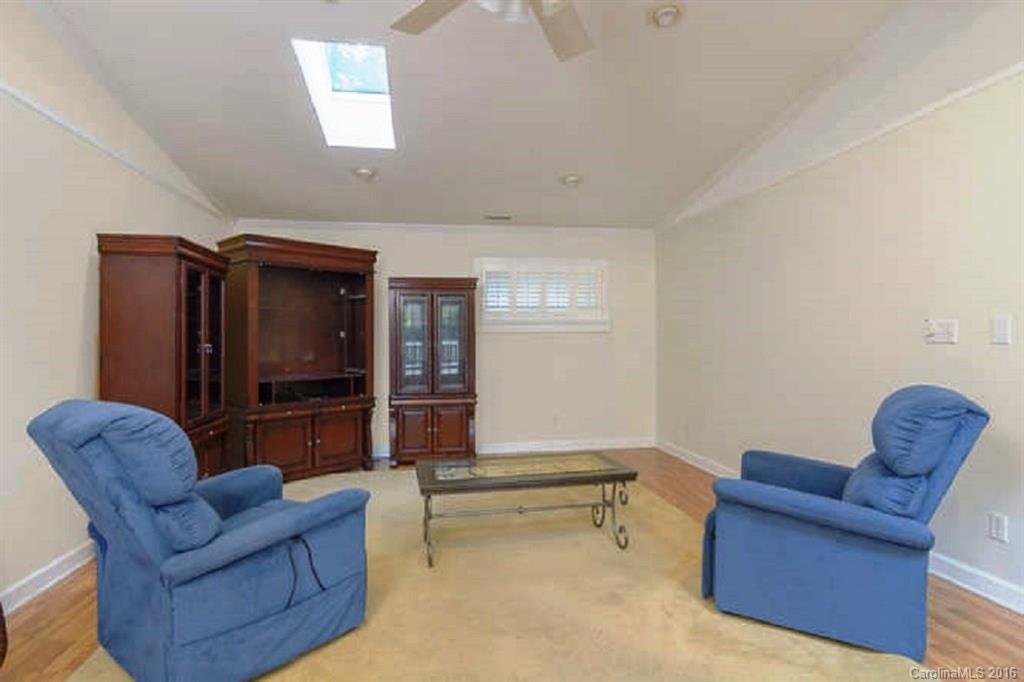 Sherwood Heights - Residential