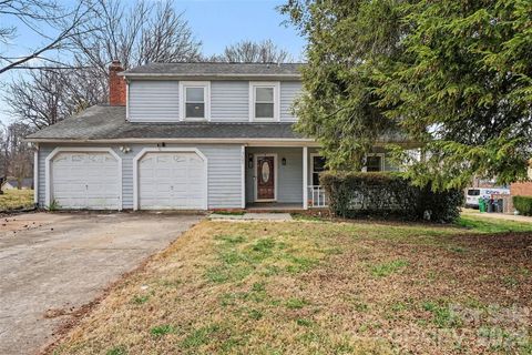 5609 Beaconsfield Road Charlotte NC 28214