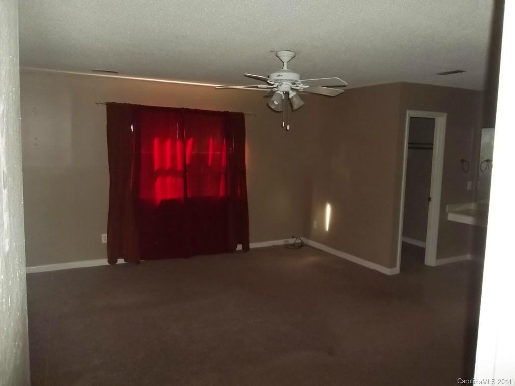 Hickory Ridge - Residential