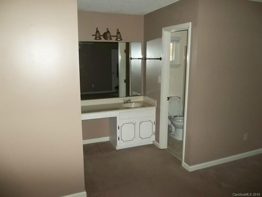 Hickory Ridge - Residential