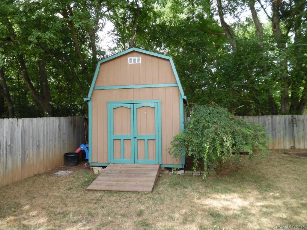 Falcon Chase - Residential