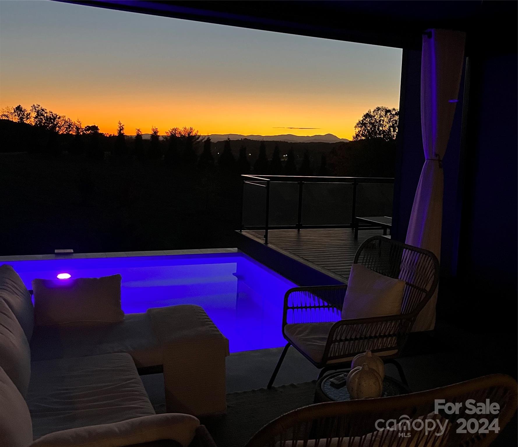 Waterford Lakes - Residential