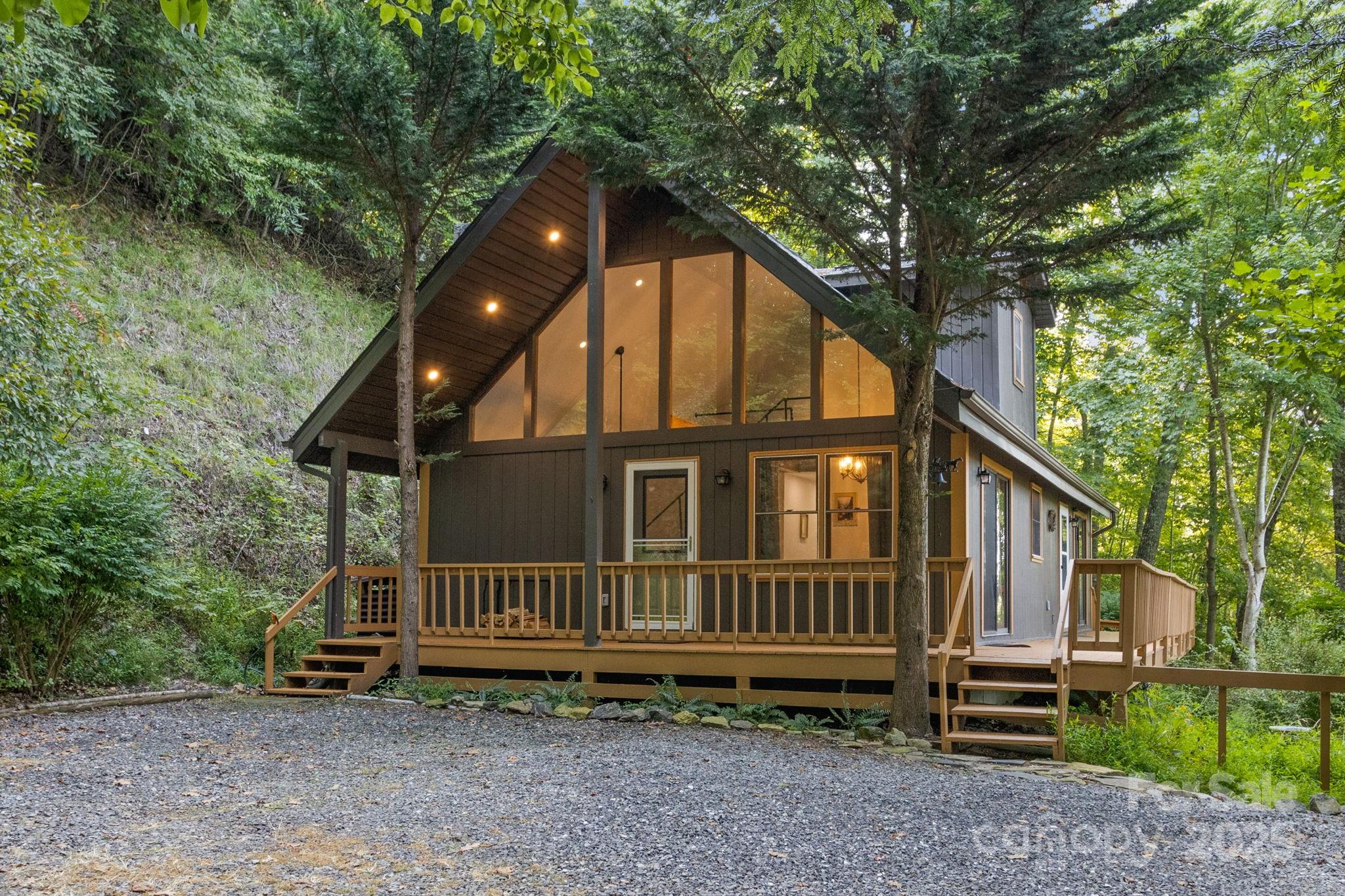 220 Settlers Ridge Road