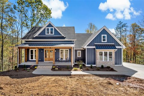 A home in Hendersonville