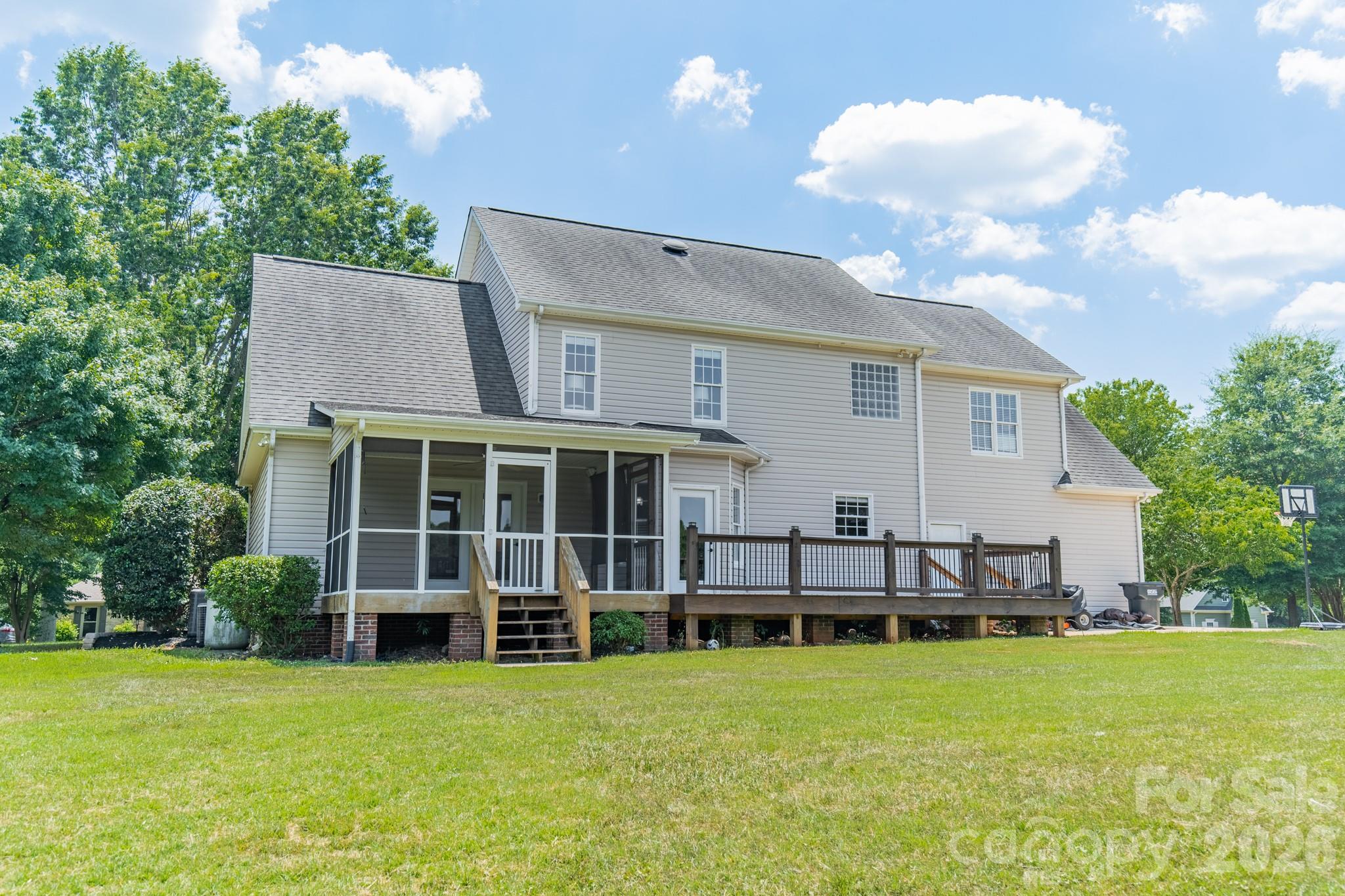 151 Turnberry Lane