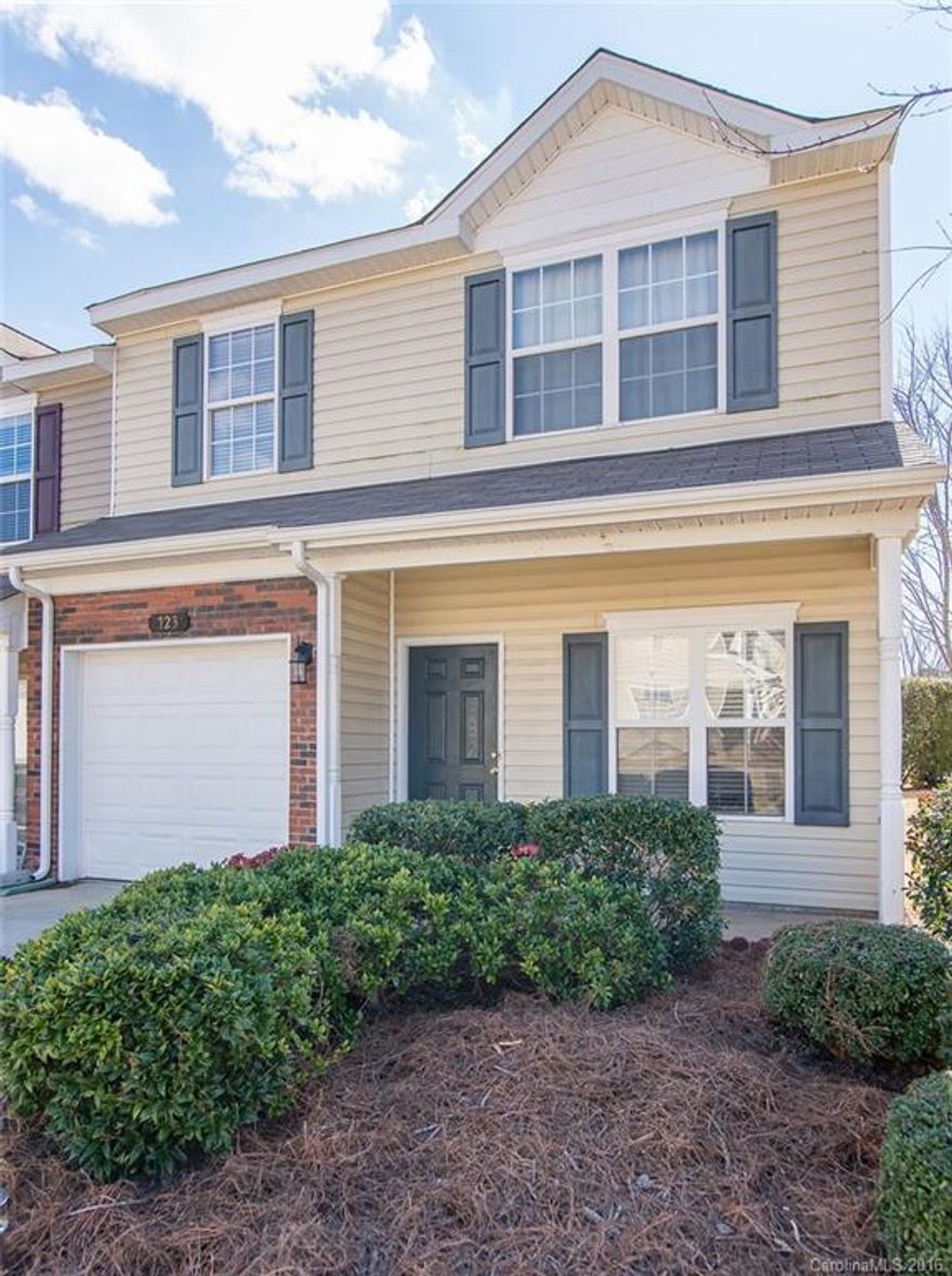 Location! Location! Location! This cute 3-bedroom townhouse is just minutes from I-77, Baxter Village and Downtown Fort Mill! Just off Hwy 160, end unit with a one car garage, gas logs in Family Room, patio great for grilling, walk in closet in the master, and the laundry room upstairs. Walking distance to pool. HOA fee includes pool, trash, water, lawn maintenance, exterior pest control. Kitchen counters to be replaced the week of March 7th. A MUST SEE!!!