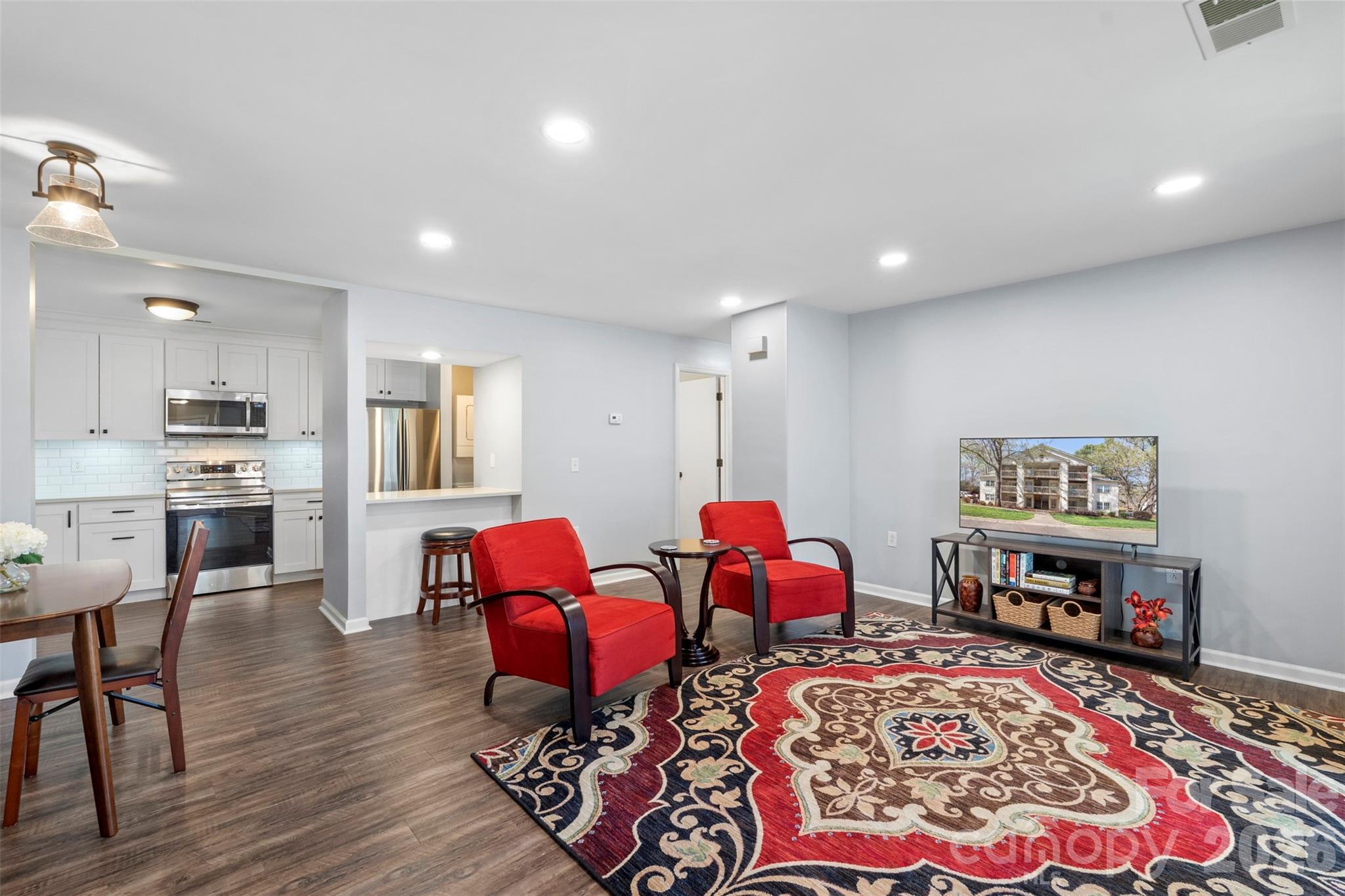 1032 Churchill Downs Court J