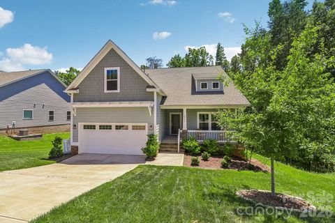 Photo of 10117 Lakeshore Drive, Lancaster, SC 29720 (MLS # 4365175)