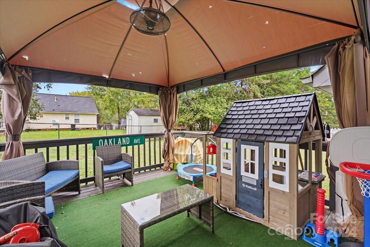 Taylor Oaks - Residential