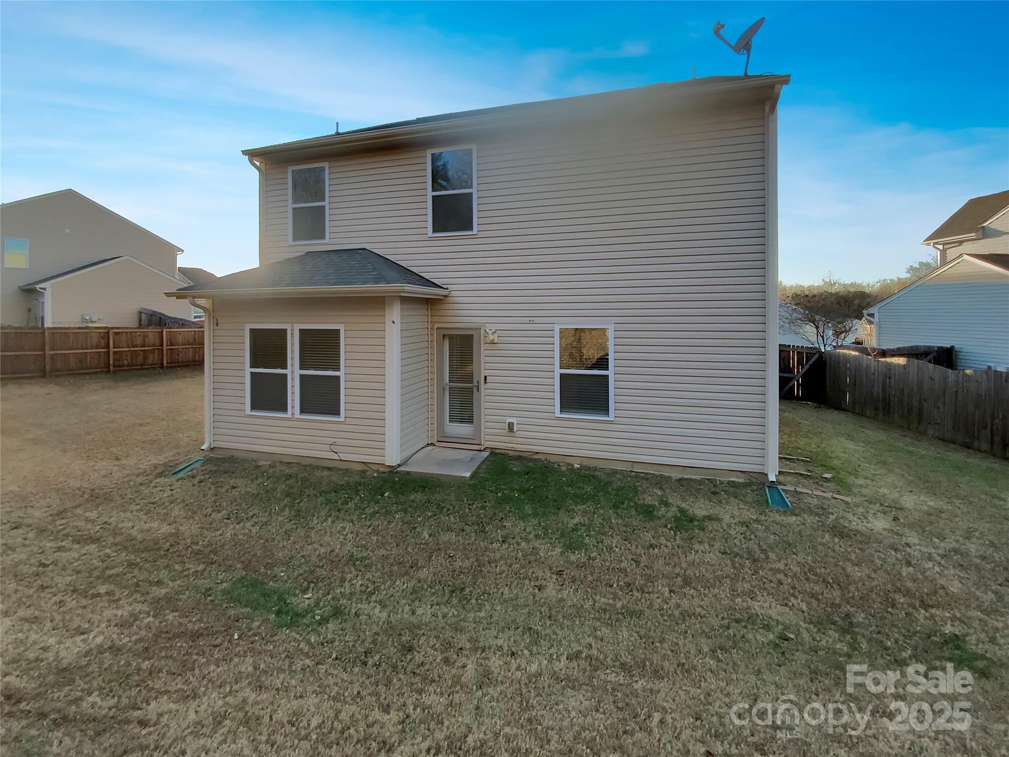 2305 Bloomfield Drive