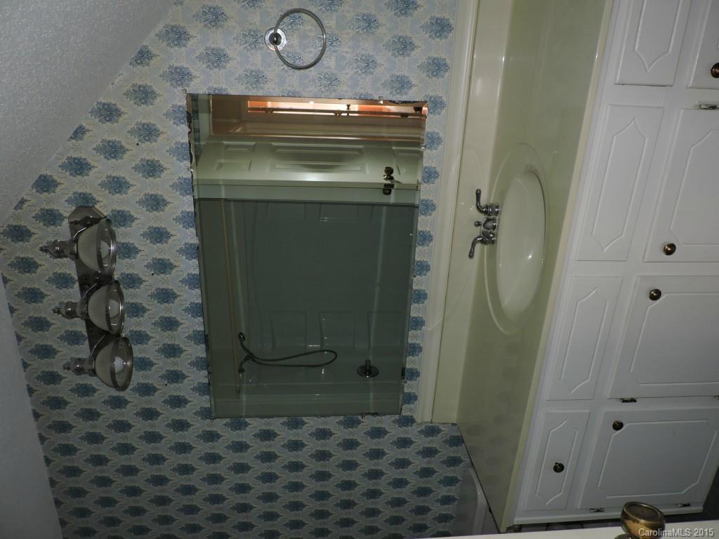 Lowesville Square - Residential Lease