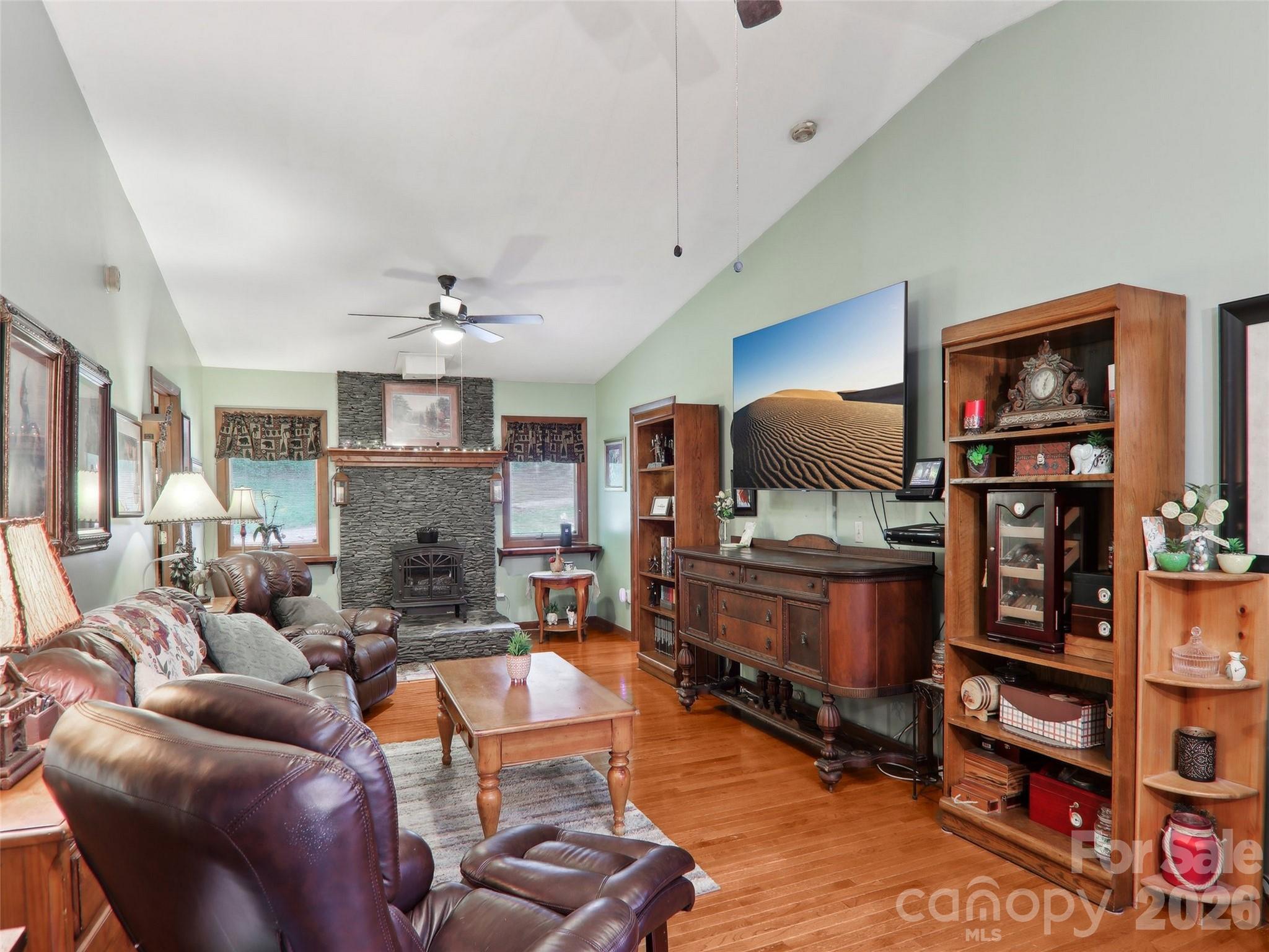 J Creek Estates - Residential