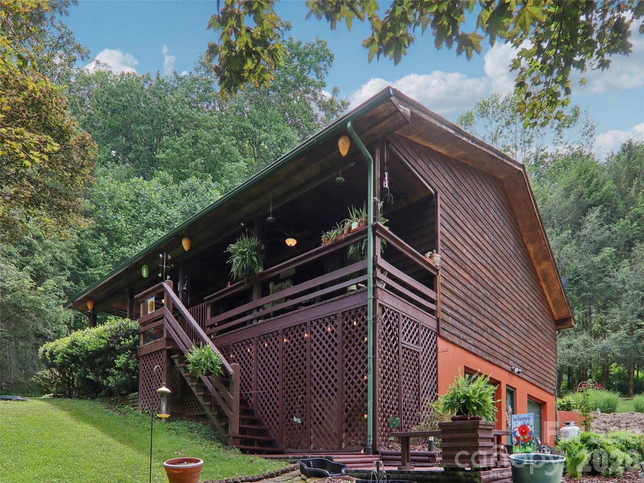 J Creek Estates - Residential