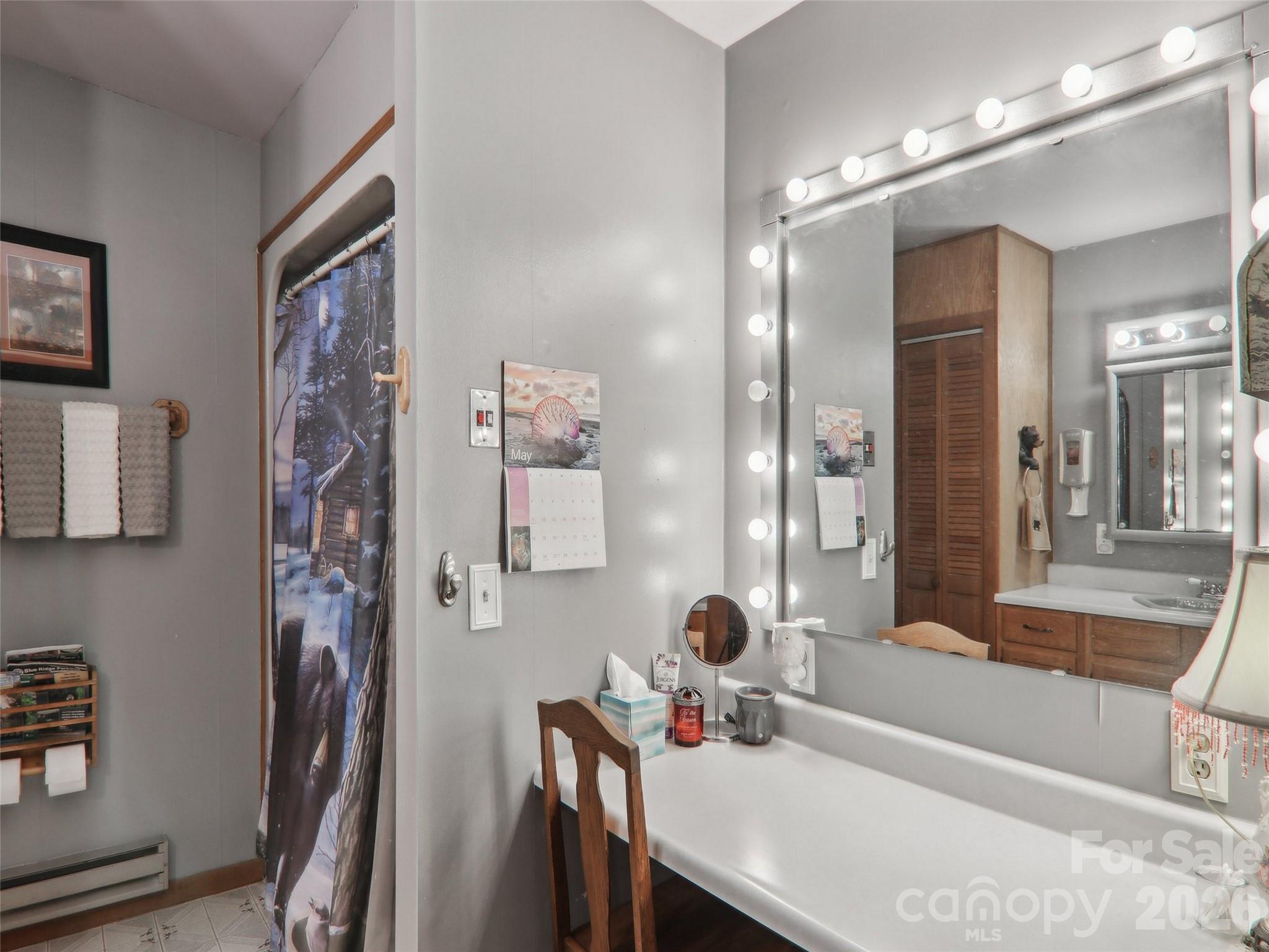 J Creek Estates - Residential