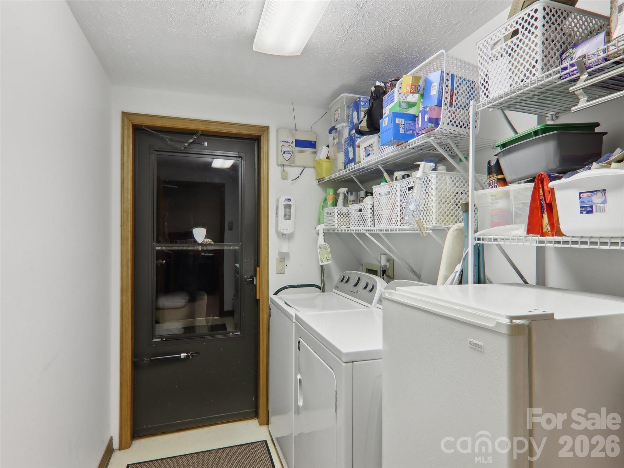 J Creek Estates - Residential