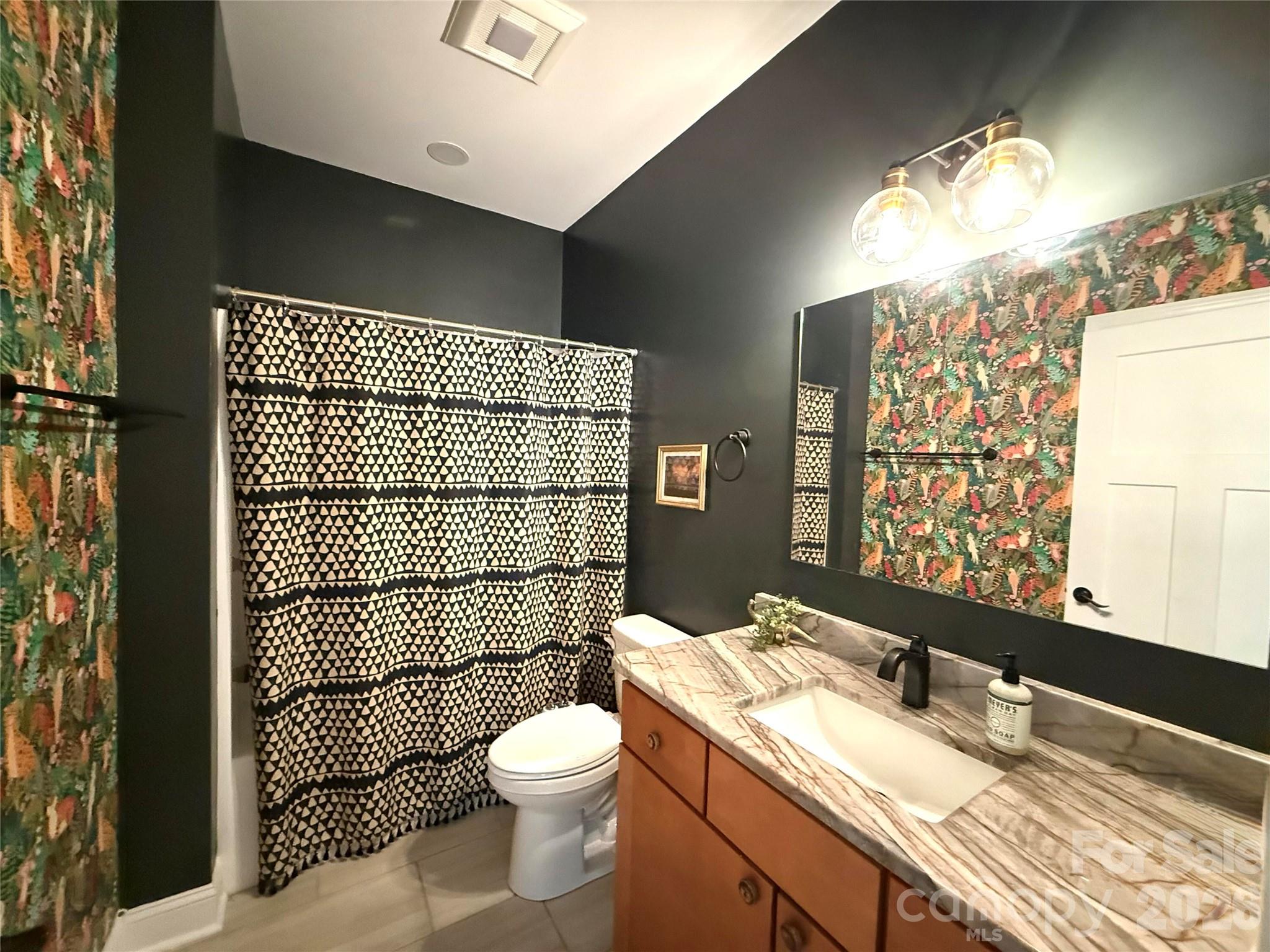 Arlington Oaks - Residential