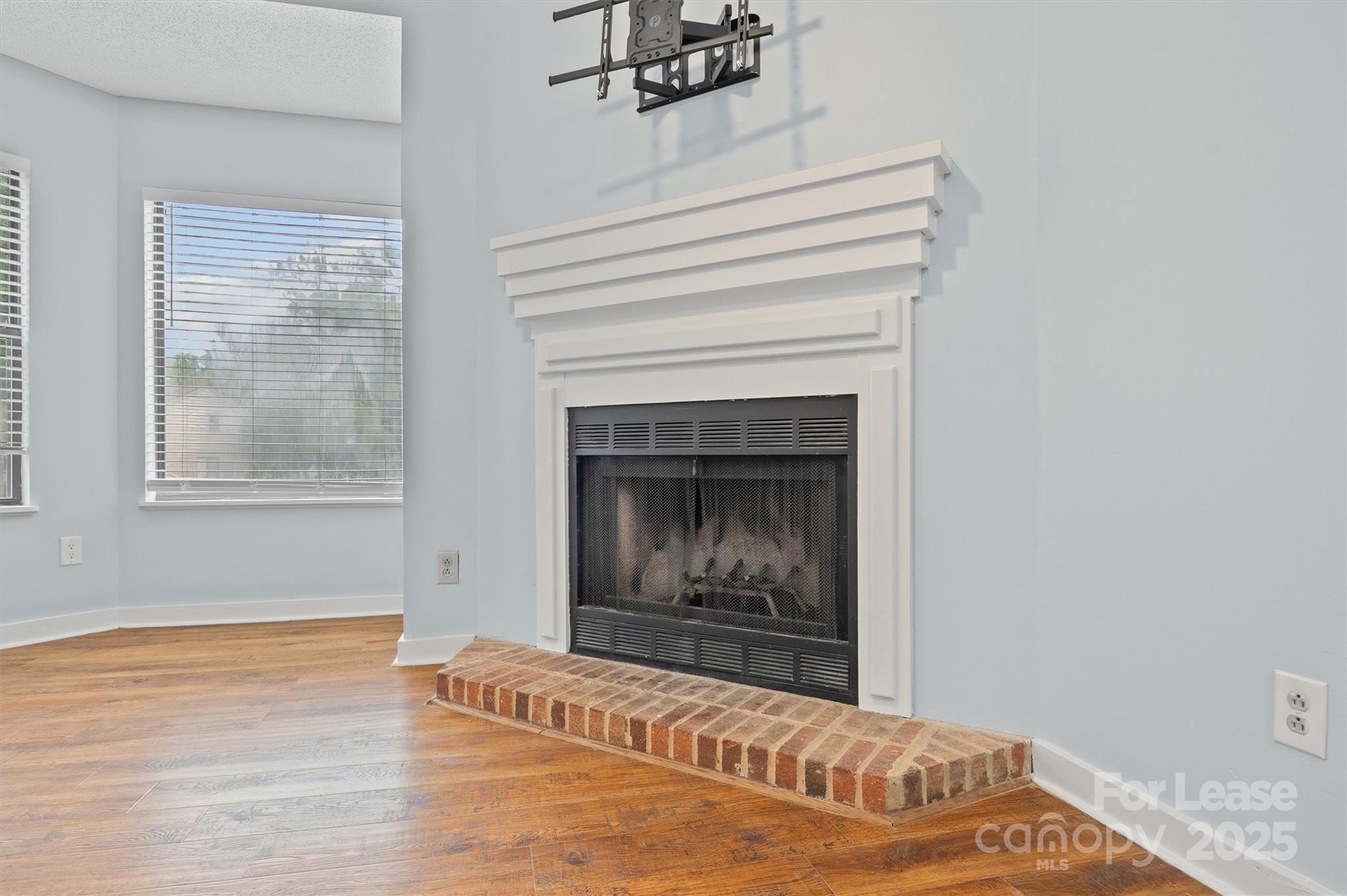 Lake Wylie Woods - Residential Lease