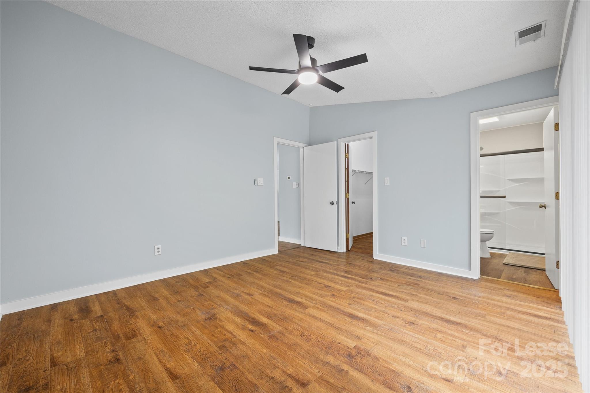 Lake Wylie Woods - Residential Lease