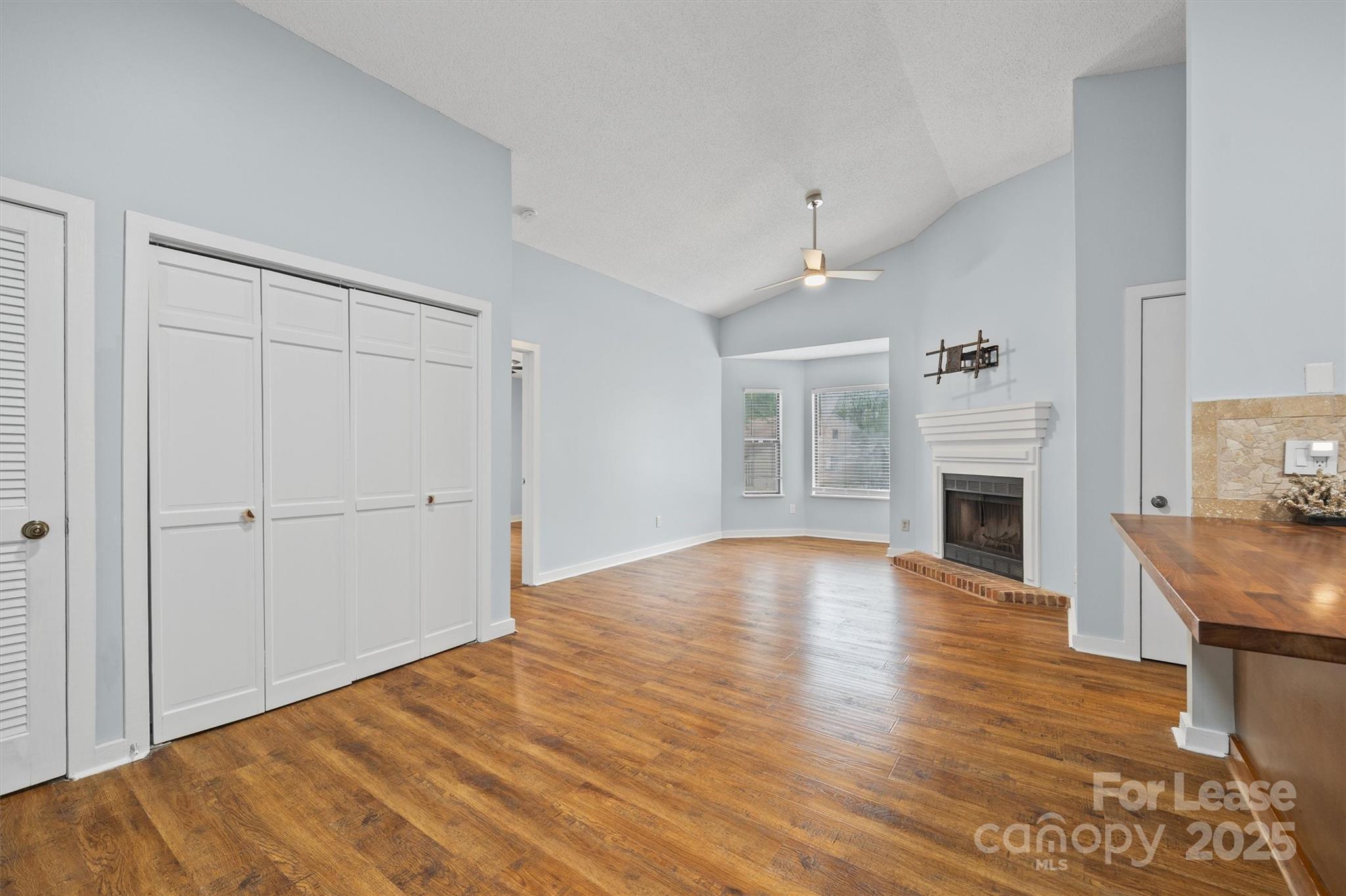 Lake Wylie Woods - Residential Lease