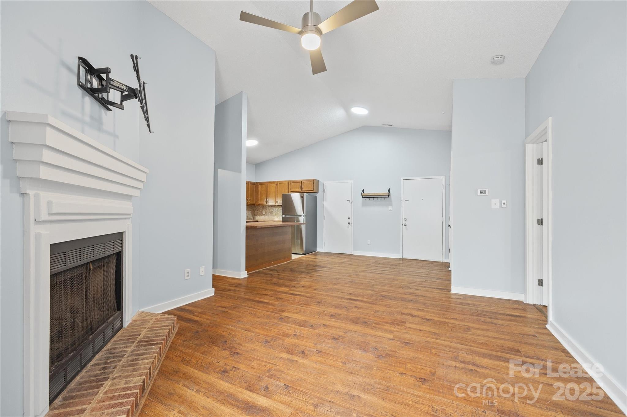 Lake Wylie Woods - Residential Lease