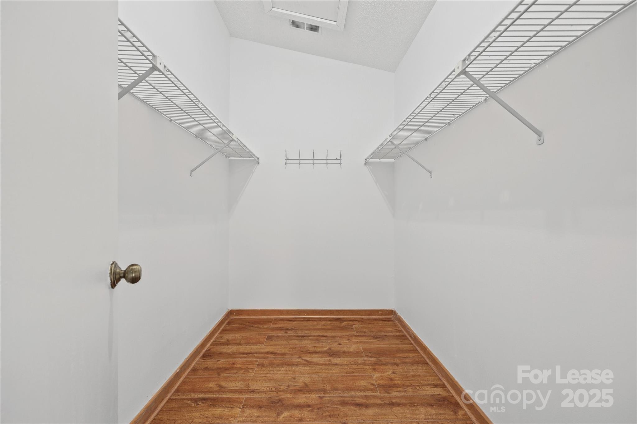 Lake Wylie Woods - Residential Lease