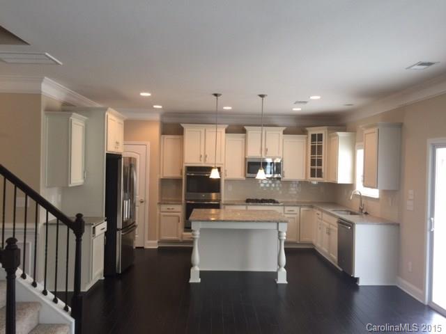 Lake Ridge - Residential