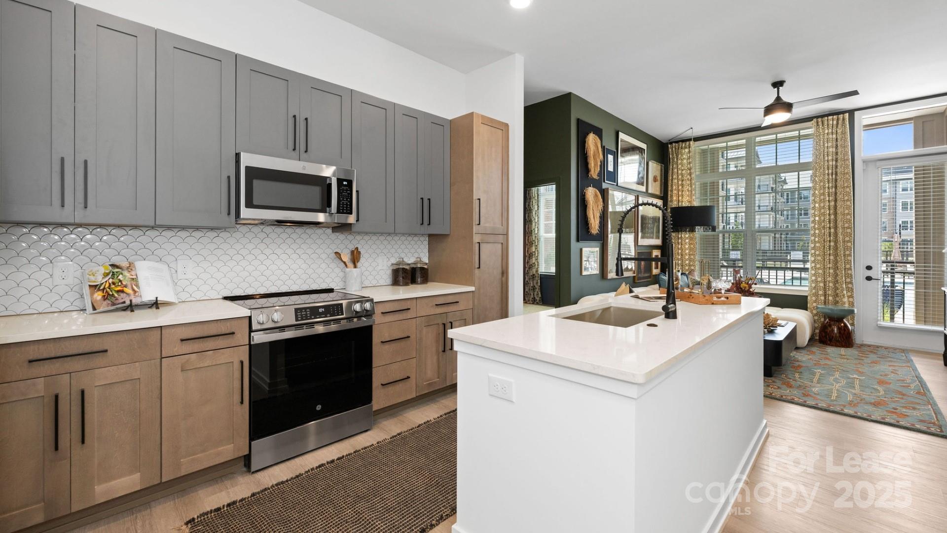 Charlotte, North Carolina 28277, United States, 2 Bedrooms Bedrooms, ,2 BathroomsBathrooms,Residential,Active,87467