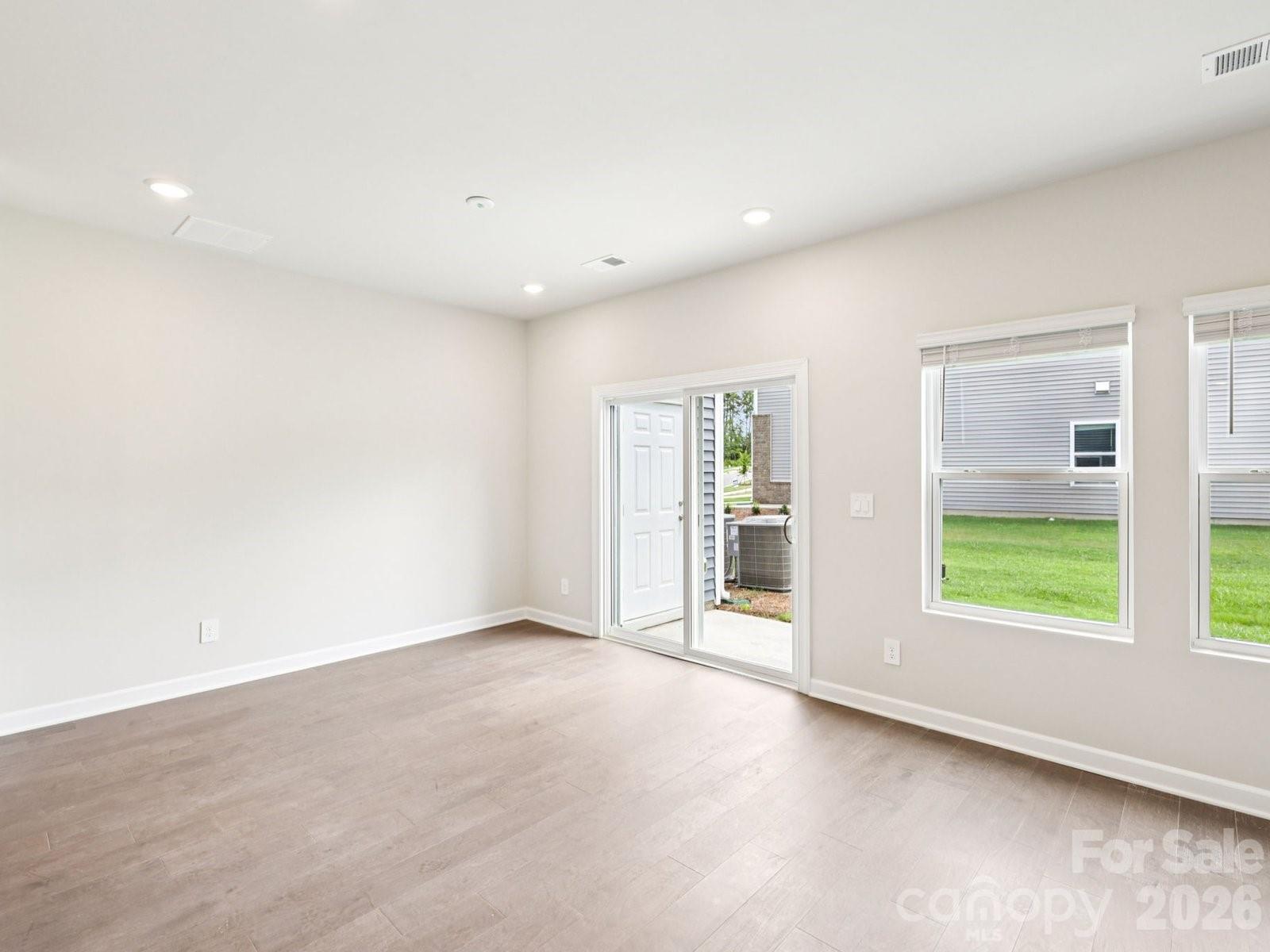 9020 Foggy Brook Loop