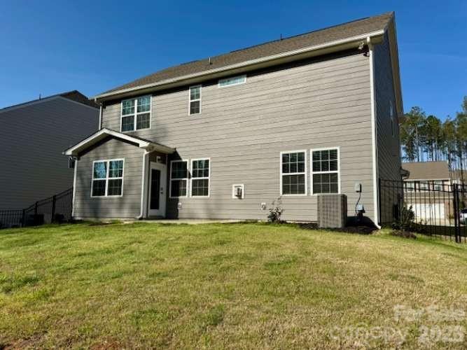 Falls Cove at Lake Norman - Residential