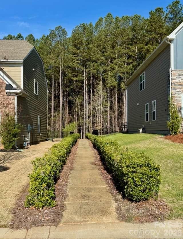 Falls Cove at Lake Norman - Residential