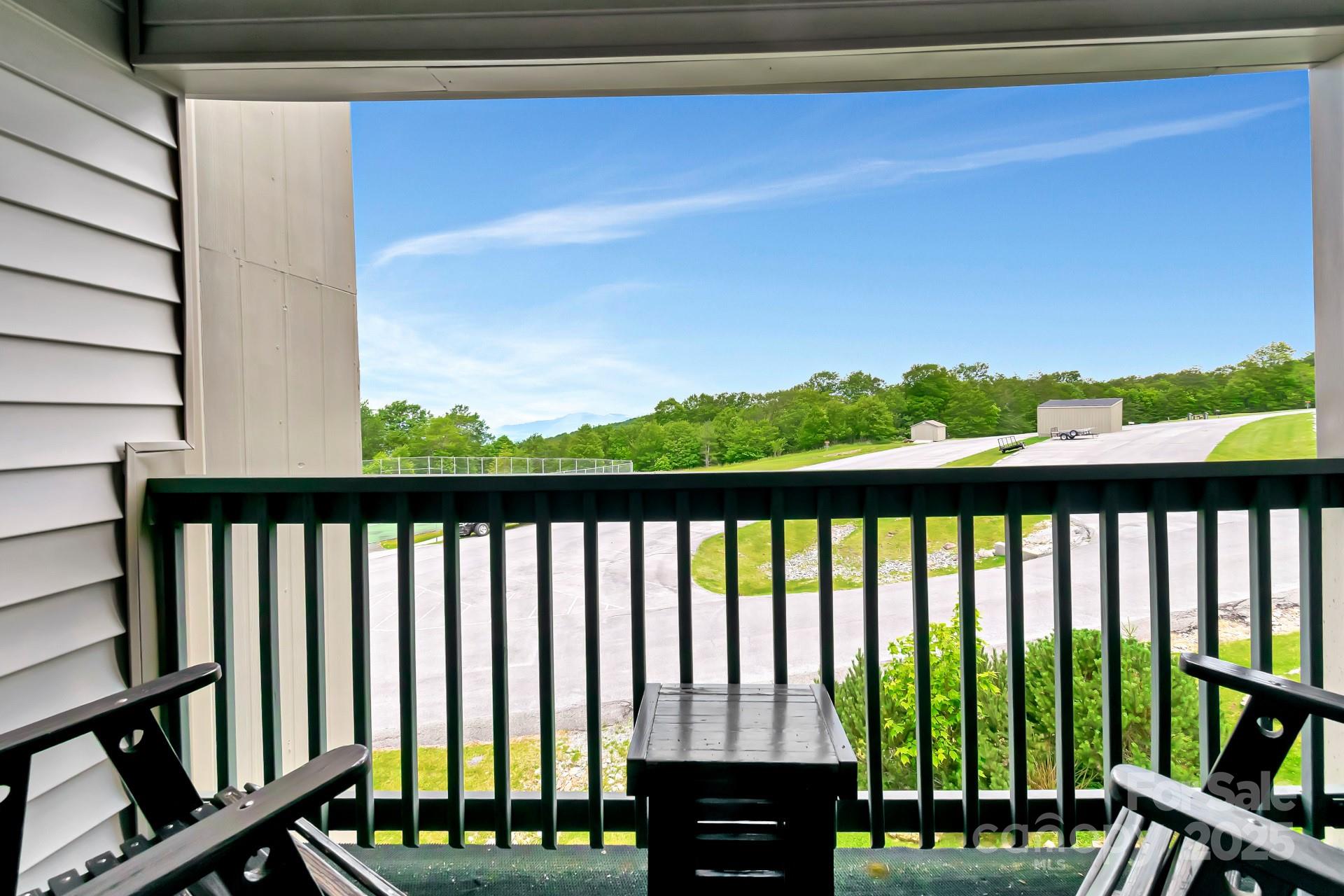 301 Pinnacle Inn Road 3230