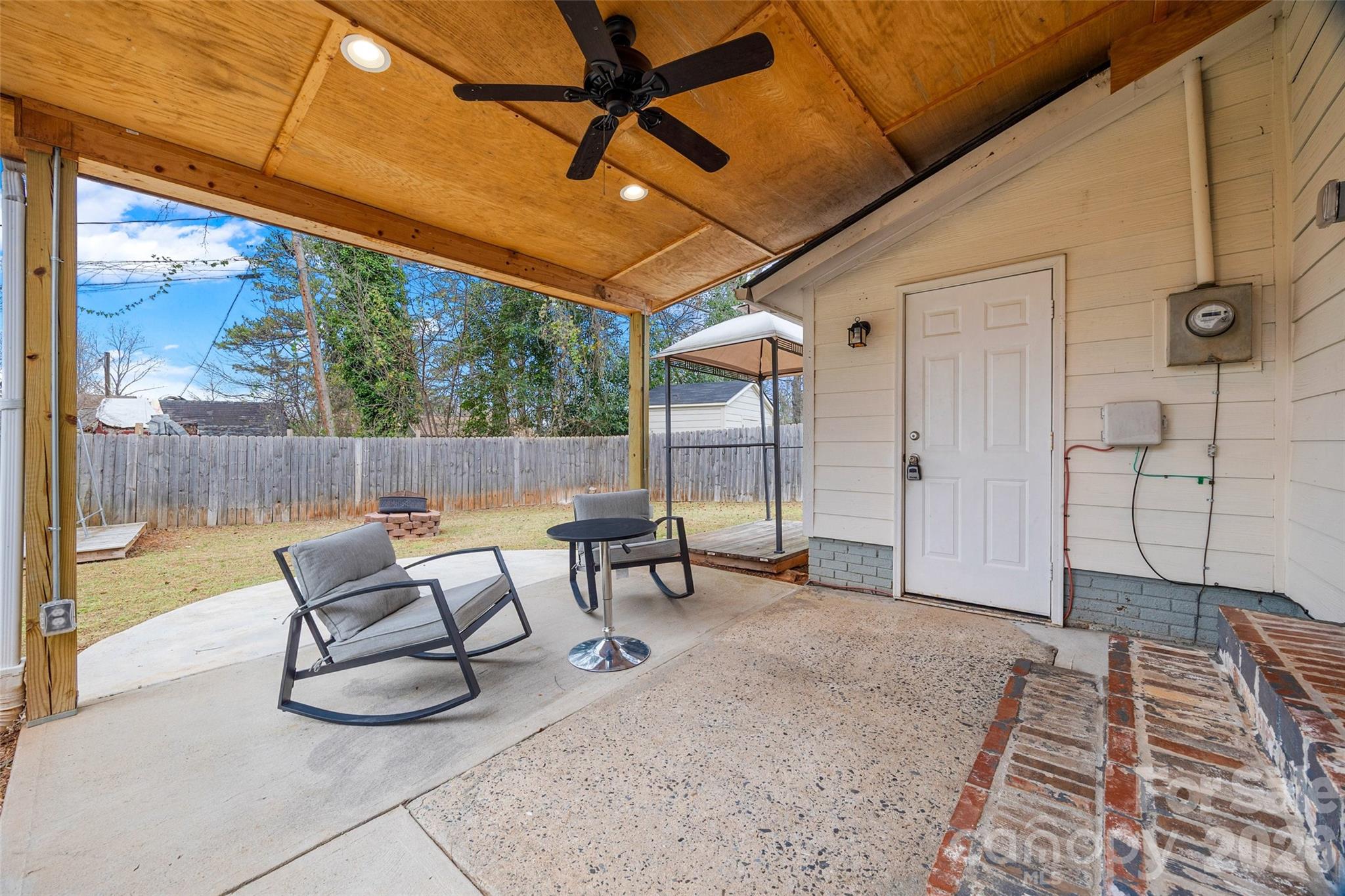 Wandawood Acres - Residential