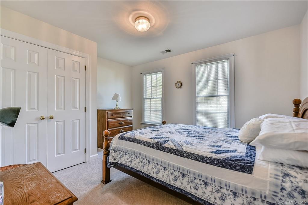 Hunter Oaks - Residential