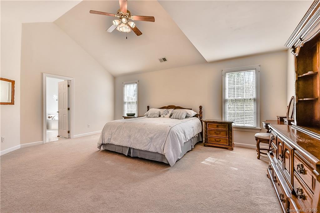 Hunter Oaks - Residential