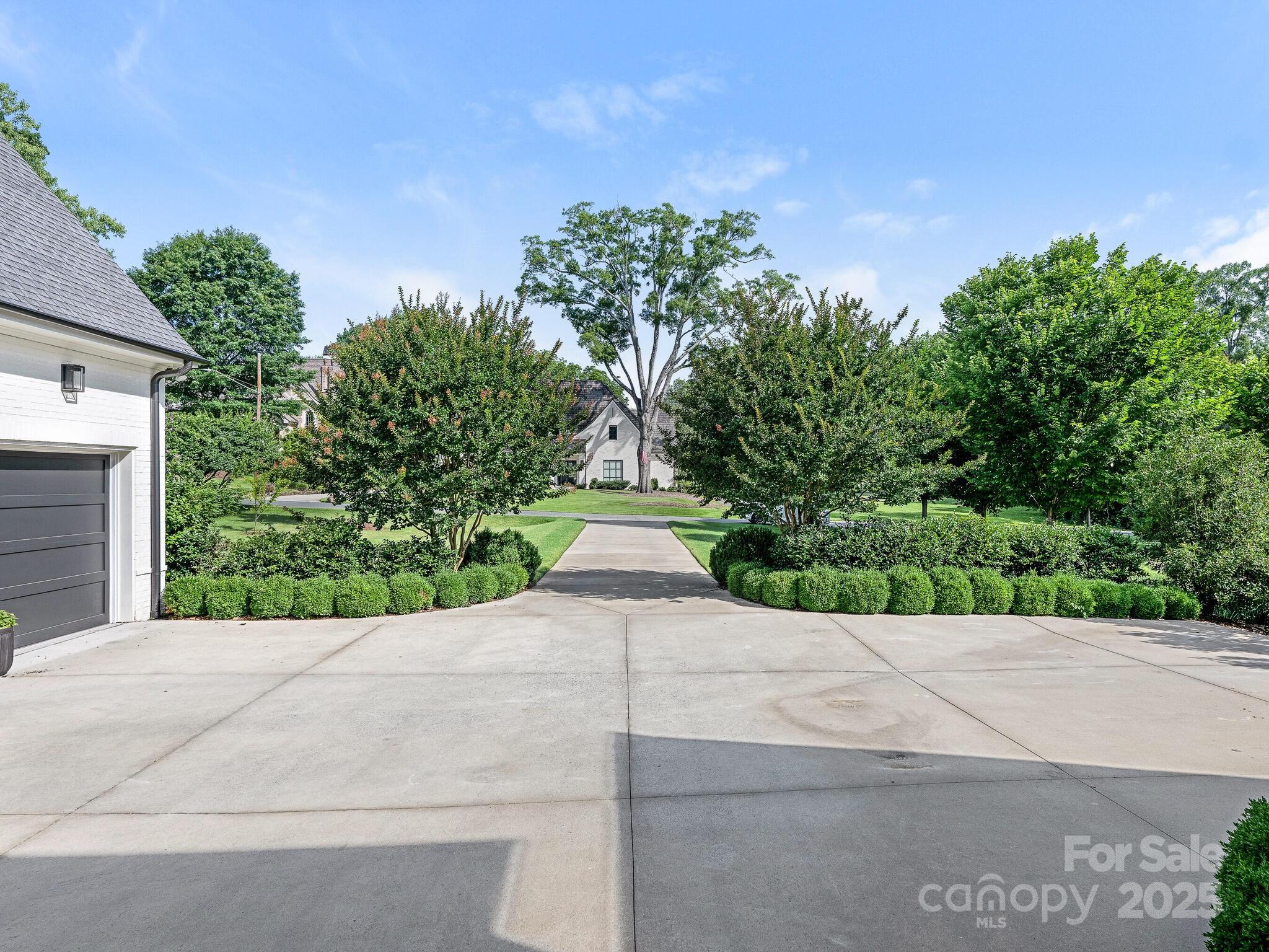 2343 Vernon Drive