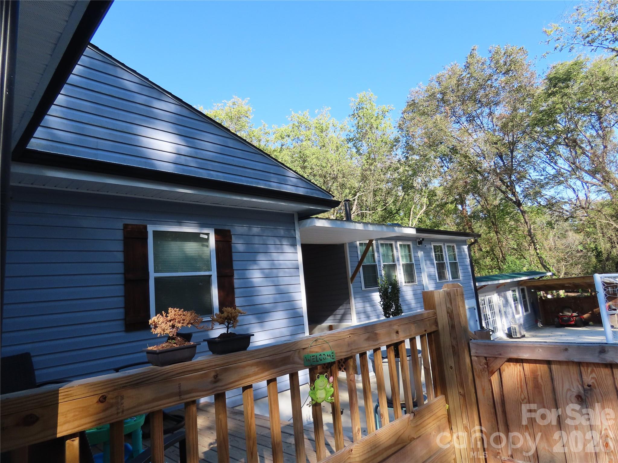 214 E Springs Street