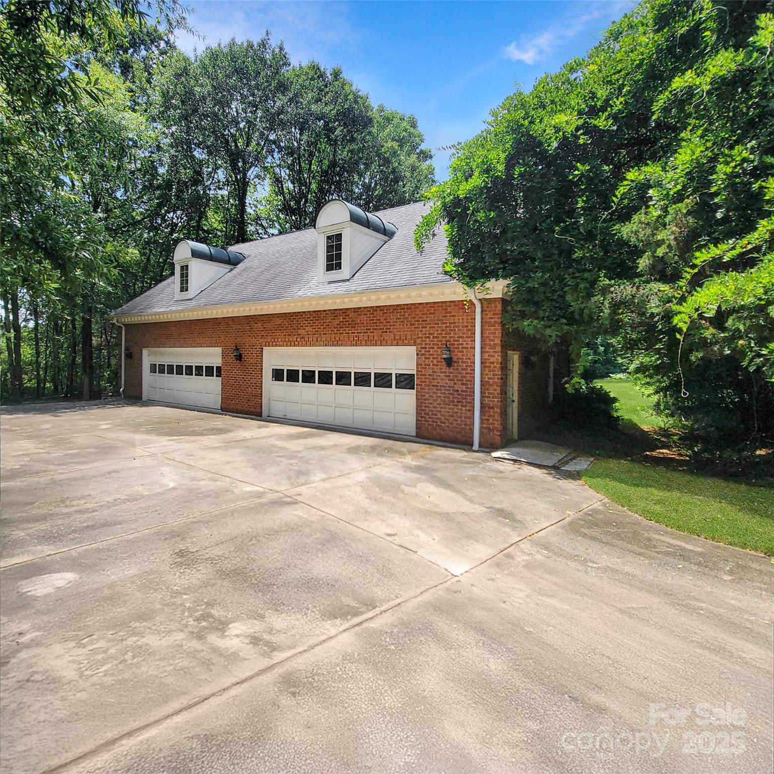 7000 Old Providence Road