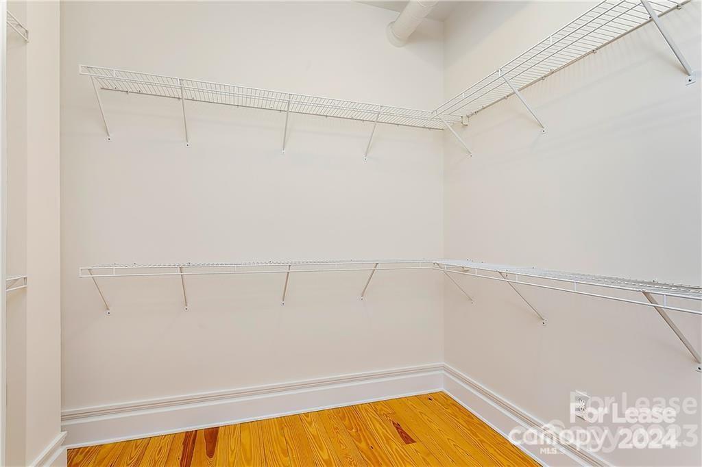 Elizabeth Lofts - Residential Lease