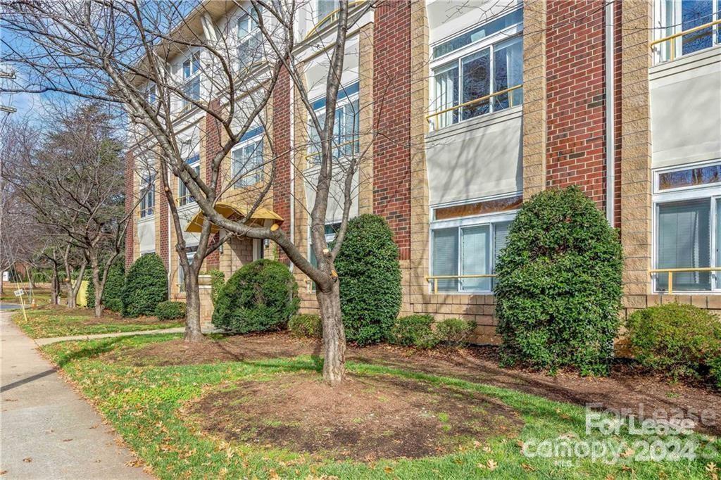 Elizabeth Lofts - Residential Lease