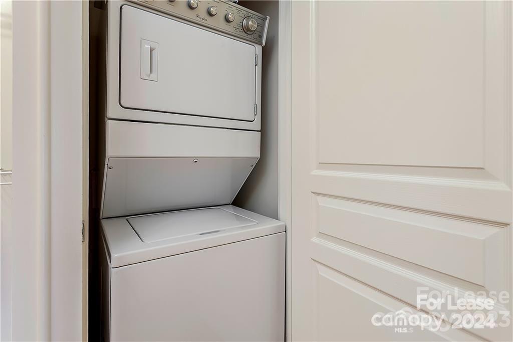 Elizabeth Lofts - Residential Lease